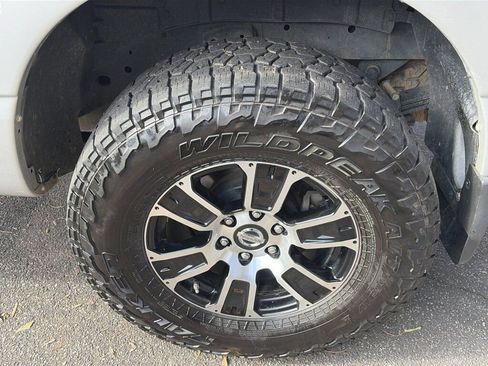 Used 2021 Nissan Titan SV w/ Off Road Protection Package image 8