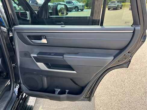 Used 2023 Toyota Sequoia Platinum AWD/4WD image 12