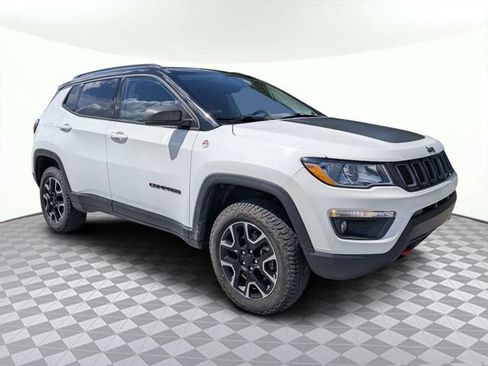 Used 2021 Jeep Compass Trailhawk AWD/4WD image 2