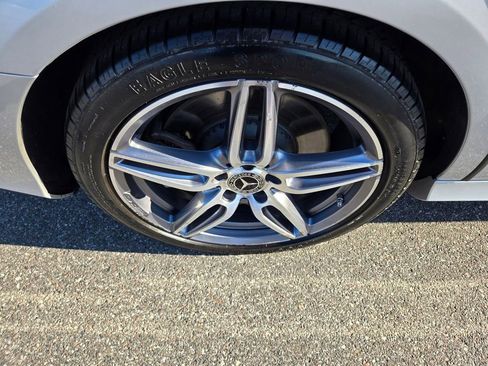 Used 2020 Mercedes-Benz E 450 E 450 w/ Driver Assistance Package image 14