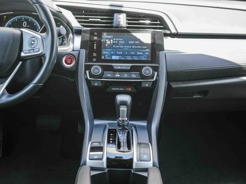 Used 2018 Honda Civic EX-L image 13