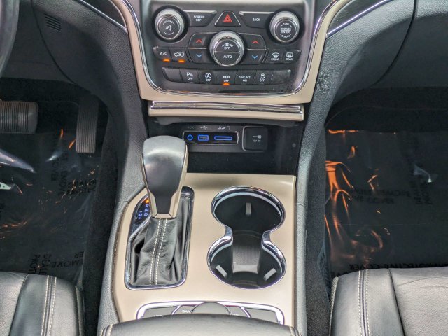 Used 2017 Jeep Grand Cherokee Limited AWD/4WD image 20