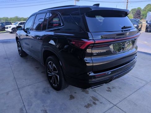 Used 2025 Buick Enclave Sport Touring AWD/4WD image 6
