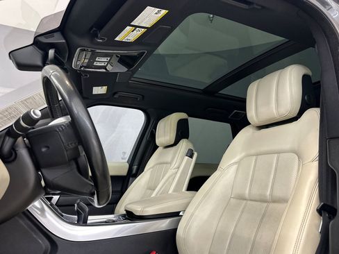 Used 2020 Land Rover Range Rover Sport HSE image 15