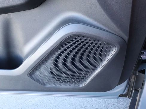 New 2026 Chevrolet Equinox EV LT image 19