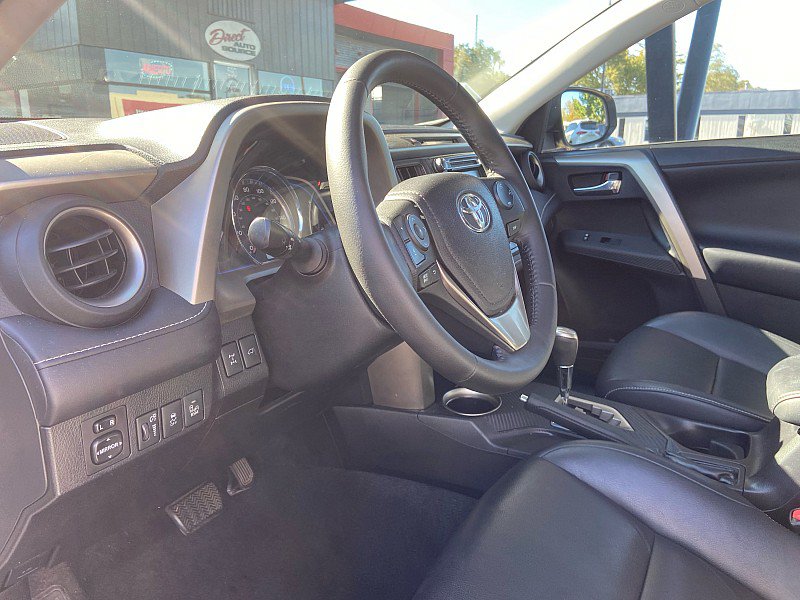 Used 2014 Toyota RAV4 Limited w/ Technology Package AWD/4WD image 13