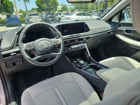 Used 2023 Hyundai Sonata SEL w/ Convenience Package FWD image 10