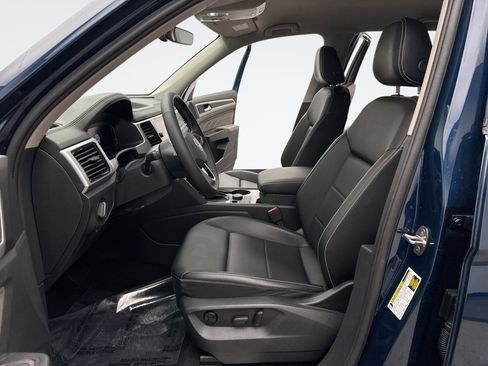 Used 2023 Volkswagen Atlas SE image 11