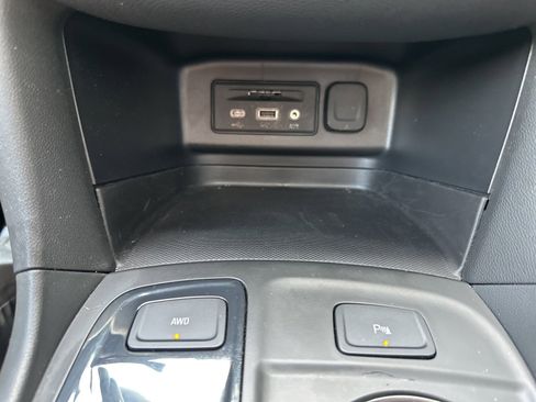 Used 2023 Chevrolet Equinox RS w/ RS Leather Package image 26