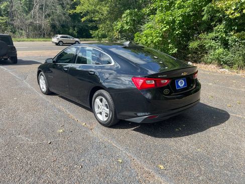 Used 2019 Chevrolet Malibu LS FWD image 3