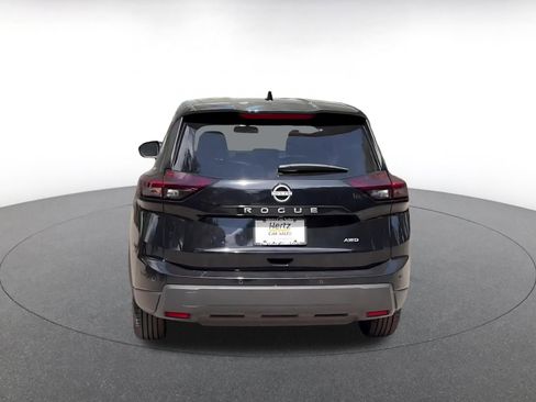 Used 2025 Nissan Rogue SV AWD/4WD image 12