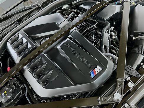 Used 2025 BMW M4 Competition w/ Executive Package image 30