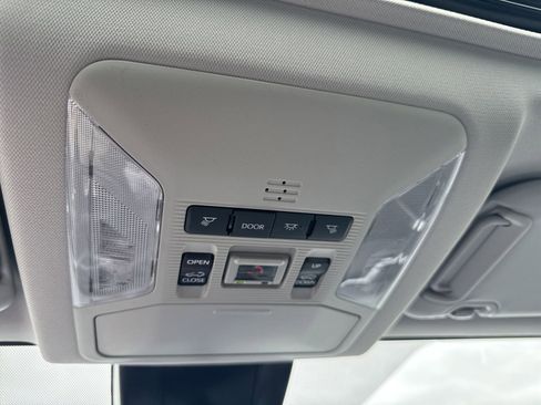 New 2025 Toyota RAV4 XLE w/ Convenience Package FWD image 22
