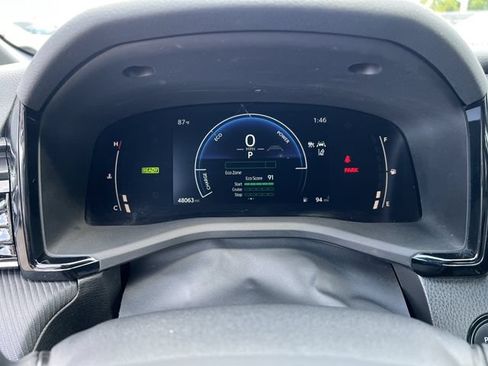 Used 2025 Toyota Camry SE FWD image 15