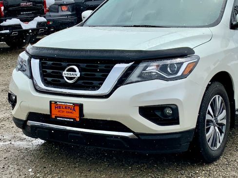 Used 2020 Nissan Pathfinder SL AWD/4WD image 9