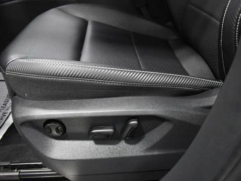 Used 2023 Volkswagen Atlas Cross Sport SE image 17