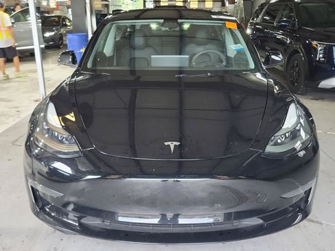 Used 2023 Tesla Model 3 Standard Range RWD image 8