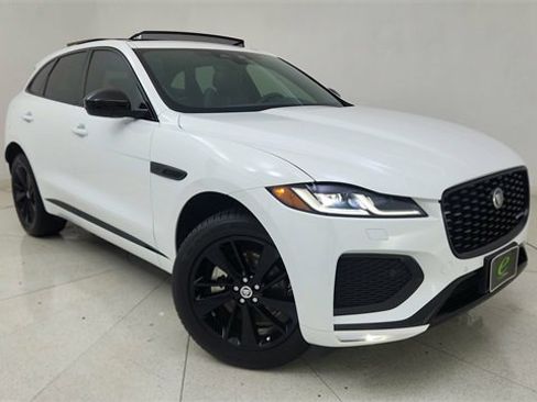 Used 2025 Jaguar F-PACE R-Dynamic S image 88