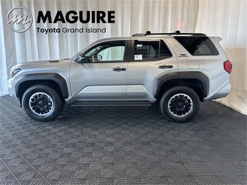 New 2025 Toyota 4Runner 4WD image 24