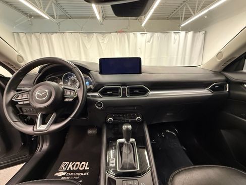 Used 2025 MAZDA CX-5 AWD 2.5 S w/ Preferred Package image 17