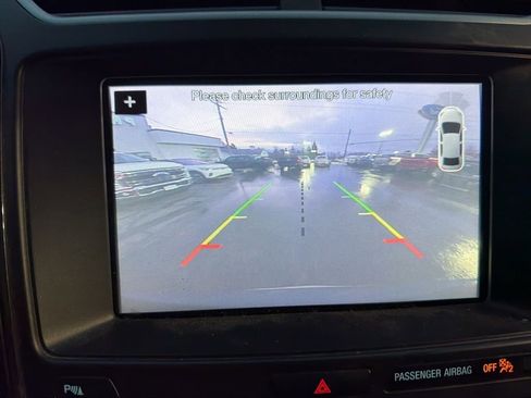 Used 2017 Ford Explorer XLT w/ Equipment Group 202A image 14