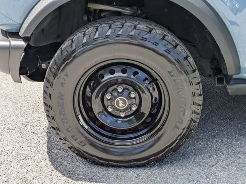 Used 2023 Ford Bronco Black Diamond AWD/4WD image 11