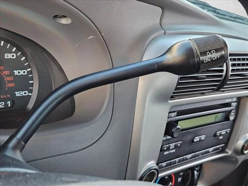 Used 2011 Ford Ranger XLT image 11