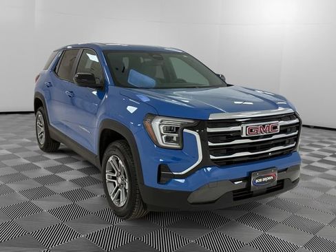 Certified 2025 GMC Terrain Elevation AWD/4WD image 7