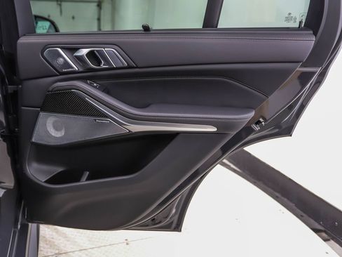 New 2026 BMW X5 M60i image 25