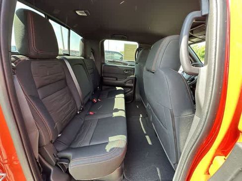 Used 2025 Nissan Frontier Pro-X RWD image 22
