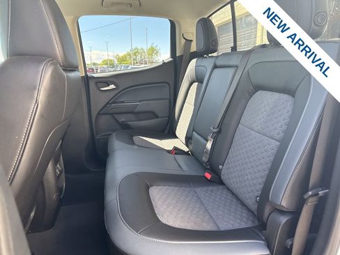 Used 2022 Chevrolet Colorado Z71 AWD/4WD image 14