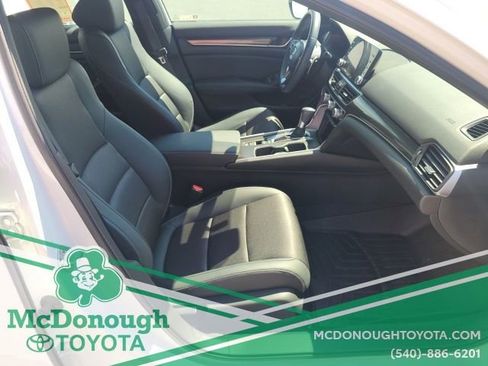 Used 2022 Honda Accord Sport image 28