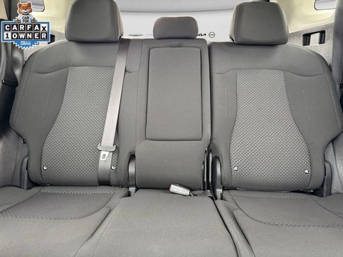 Certified 2025 Kia Sportage LX AWD/4WD image 16