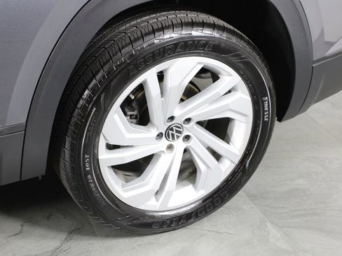 Used 2021 Volkswagen Atlas SE FWD image 12