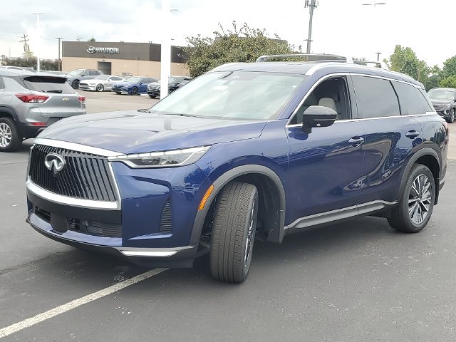 New 2027 INFINITI QX60 Luxe w/ Family Package AWD/4WD image 3