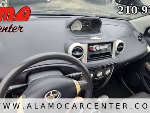 Used 2005 Scion xA FWD image 34