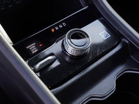 New 2025 Jeep Grand Cherokee L Limited w/ Black Appearance Package image 21