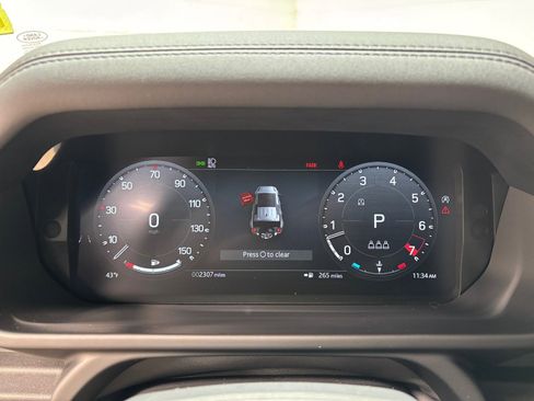 Used 2026 Land Rover Defender 110 S AWD/4WD image 18