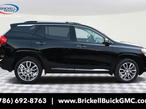 New 2024 GMC Terrain Denali w/ Denali Premium Package image 4