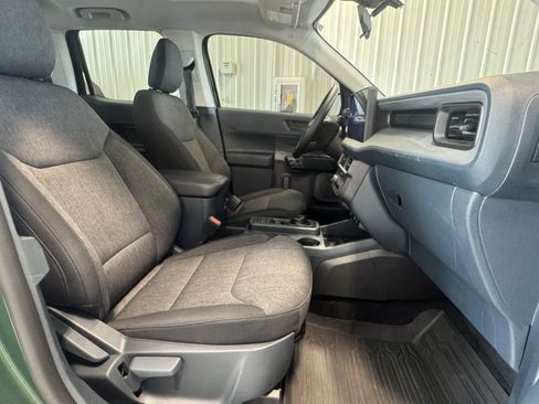 Used 2025 Ford Maverick XLT w/ XLT Luxury Package AWD/4WD image 23