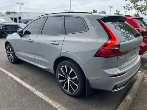 Used 2024 Volvo XC60 B5 Plus w/ Protection Package Premier AWD/4WD image 4