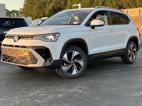 New 2026 Volkswagen Taos SE AWD/4WD image 25