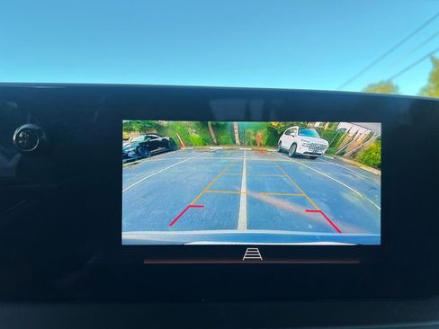 Used 2025 Buick Encore GX Preferred image 17