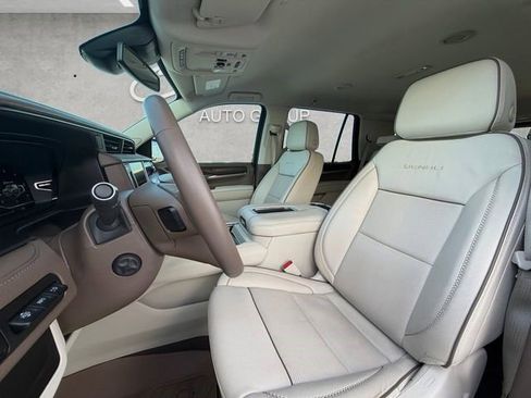 Certified 2023 GMC Yukon Denali image 24