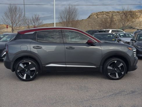 Certified 2025 Nissan Kicks SR w/ SR Premium Package image 6