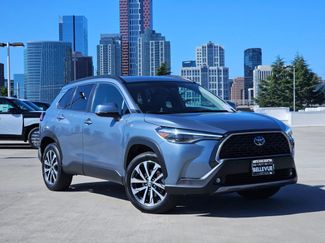 Used 2023 Toyota Corolla Cross XLE image 1