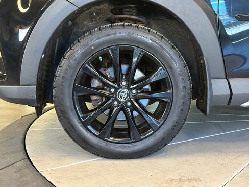 Used 2018 Toyota RAV4 Adventure AWD/4WD image 26