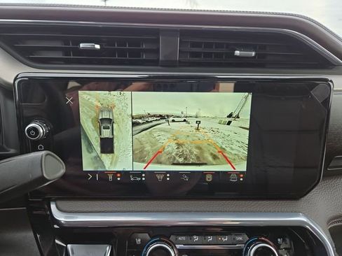 Used 2024 GMC Sierra 2500 Denali w/ Denali Reserve Package image 29