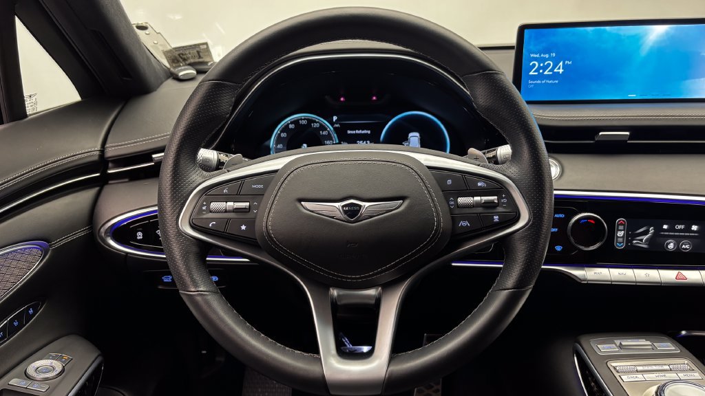 Used 2023 Genesis GV70 3.5T Sport w/ Sport Prestige Package AWD/4WD image 34