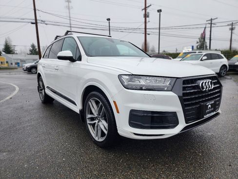 Used 2018 Audi Q7 3.0T Prestige image 3